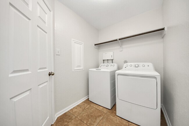 Photo - 6431 Westward Wood Way