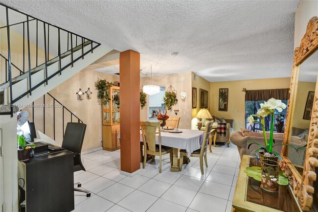 Photo - 7561 NW 16th St Condominio Unidad 2302