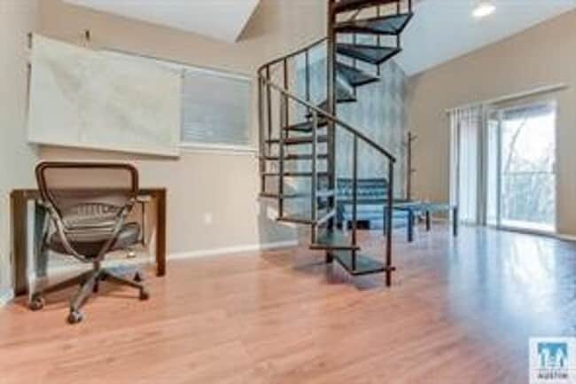 Photo - 1840 Burton Dr Unit 199