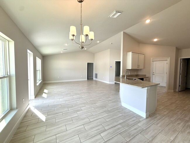 Photo - 4744 Badali Rd