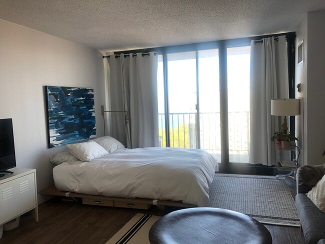 Photo - 3660 N Lake Shore Dr Unit 2709