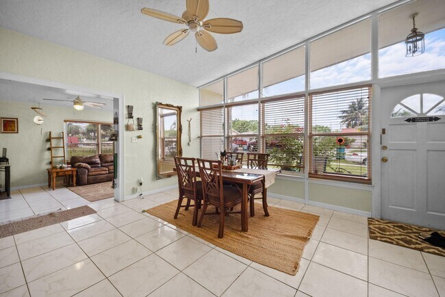 642 W Ocean Ave