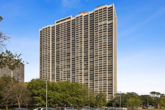 Building Photo - 2800 N Lake Shore Dr Unit 3905 Rental