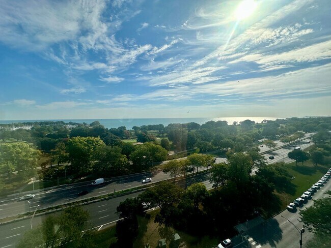 Photo - 4180 N Marine Dr Unit 1406