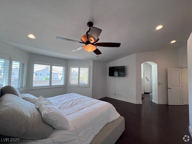 Building Photo - 2536 Mesa Verde Terrace Rental