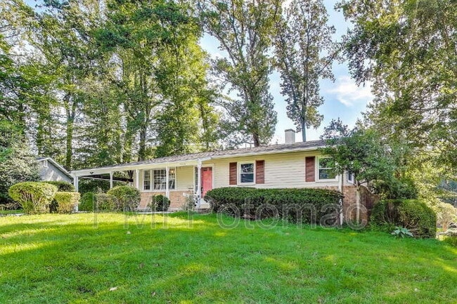 Photo - 5406 Parkvale Terrace
