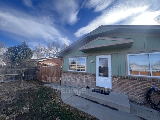 Photo - 1114 Longview Dr