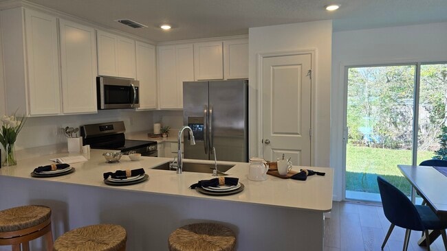 Photo - 6823 Lake Mist Ln