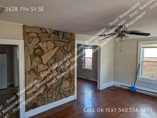 Photo - 1628 7th St SE