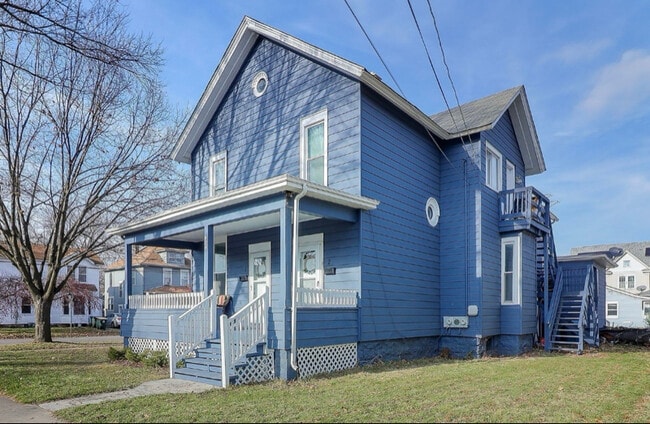 Building Photo - 628 E Galena Blvd