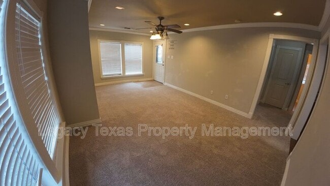 Photo - 414 Woodard Ave