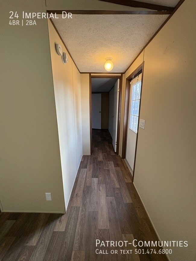 Photo - 24 Imperial Dr