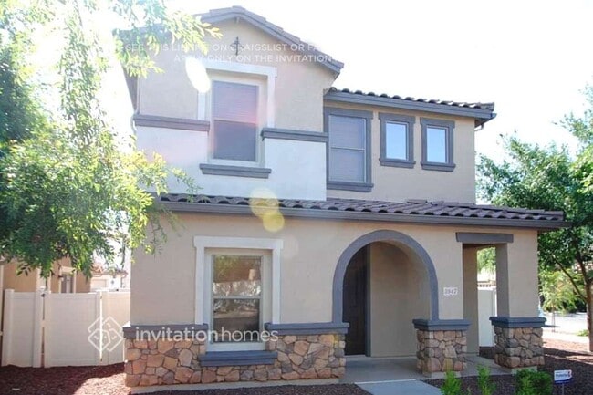 Building Photo - 3947 E Kent Ave