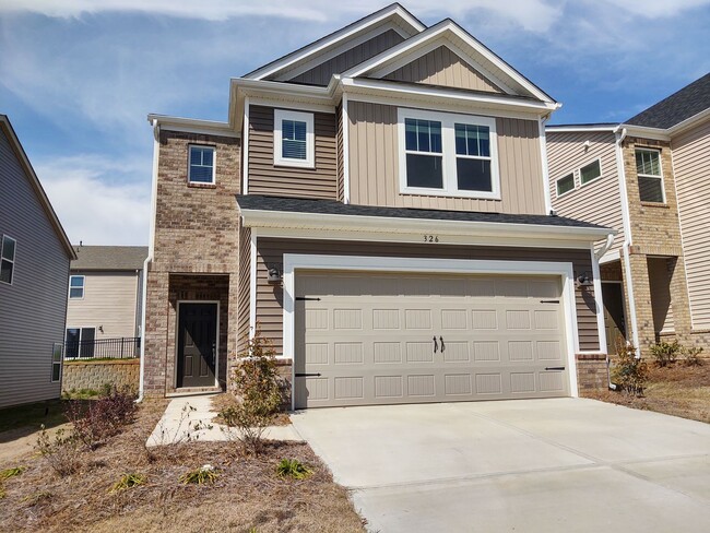 Building Photo - Beautiful, Pristine move in ready home loc...