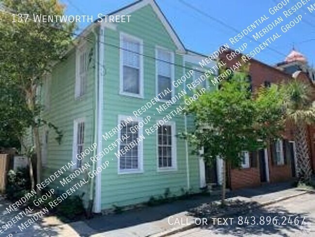 Building Photo - 2 bed / 2 bath w/Study on Wentworth St! Rental