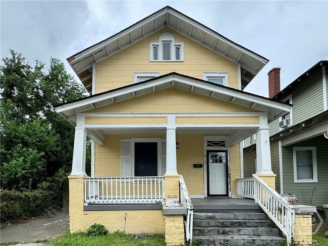 Building Photo - 613 E 38th St Rental