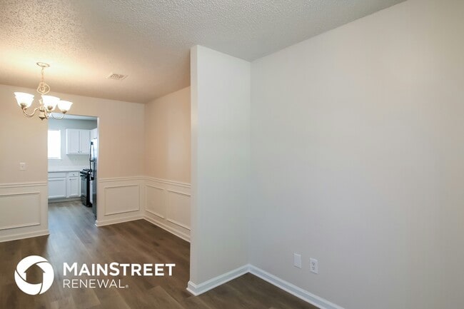 Photo - 225 Colser Drive