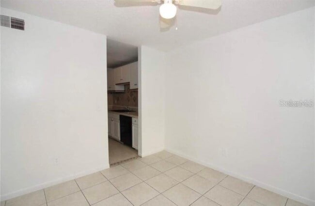 Photo - 2332 Huntington Green Ct Unit 7