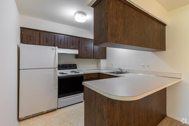 2BR, 1.5BA - 1120SF - Kitchen