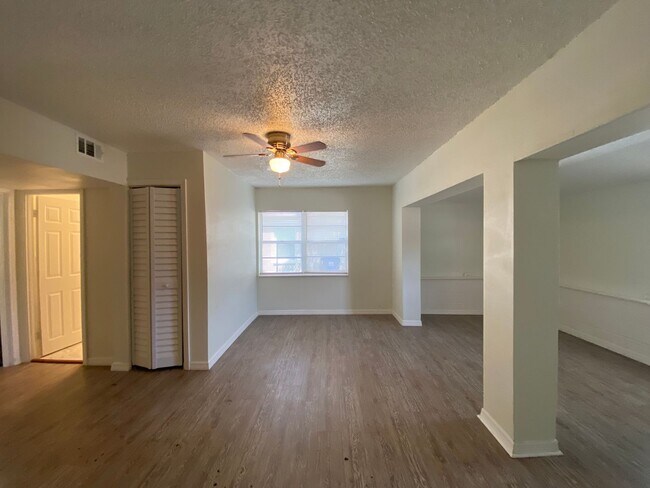 Photo - 18th Ave S Triplex Unit 1