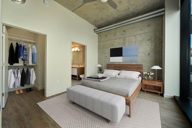 The bedroom of The Hey Hay at Three Light Luxury Apartments - Three Light Luxury Apartments