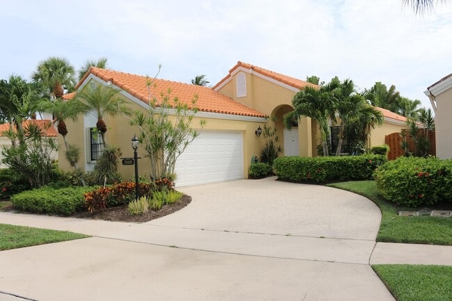 Building Photo - 2668 La Lique Cir