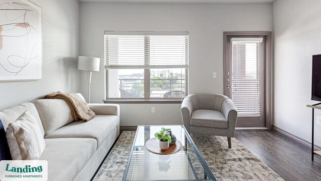 Photo - 650 S Main St Unidad 1542.1406021