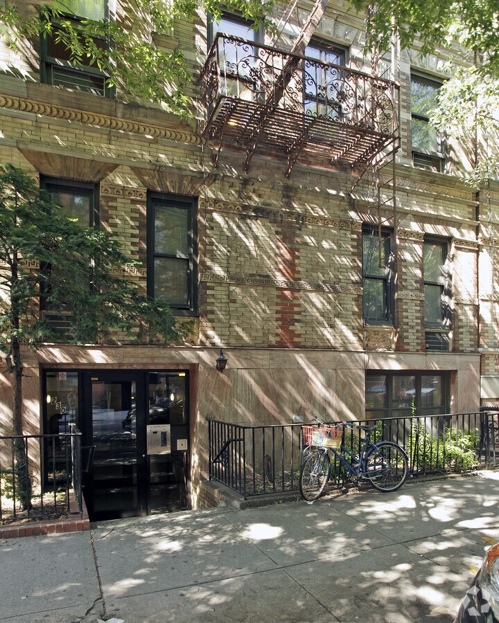 Photo - 230 E 26th St Apartments