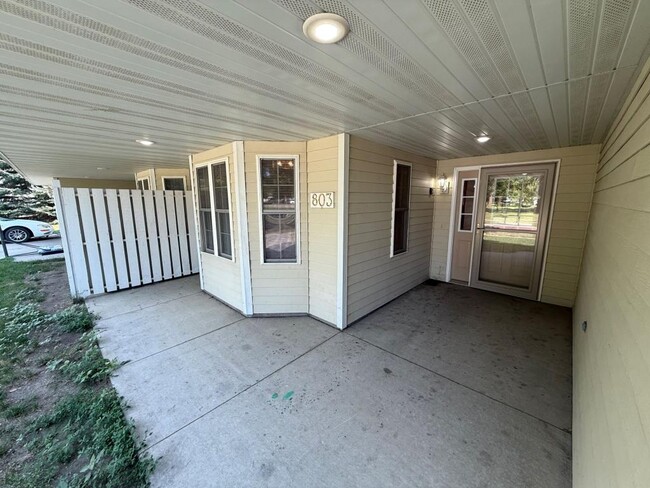 Photo - 803 Pheasant Run Rd