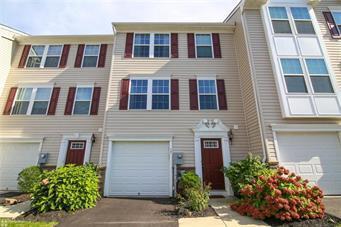 Photo - 17 Gold Rose Ln Townhome