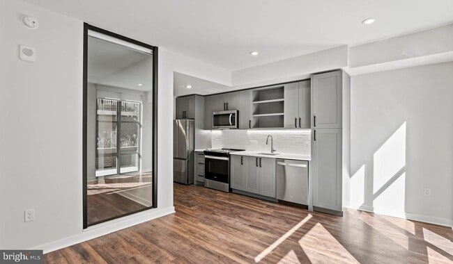 Building Photo - 4000 Wisconsin Ave NW Unit 1B-4K-227 Rental