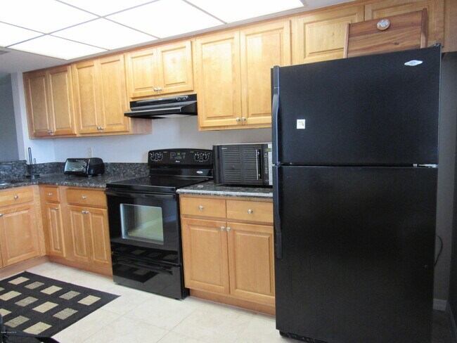 Photo - 3170 N Atlantic Ave Unit 413