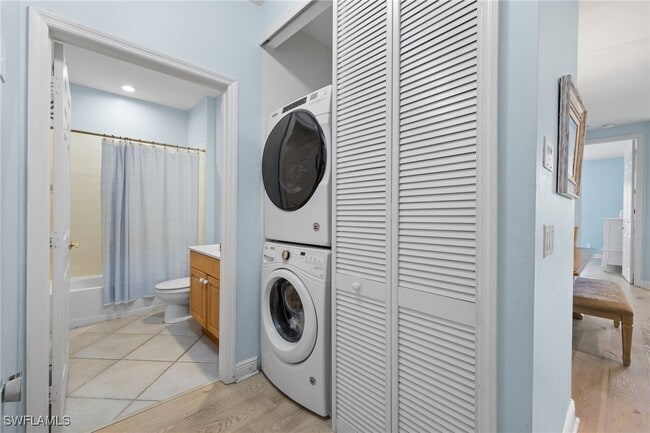 Building Photo - 1305 Sweetwater Cove Unit 104 Rental
