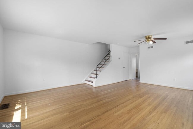 Photo - 6212 Carters Ln