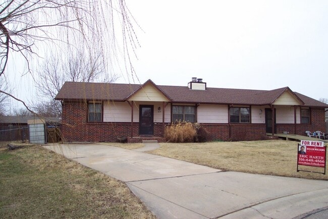 Building Photo - 437-439 N. Countryside Ct. Andover Unit 437 Rental
