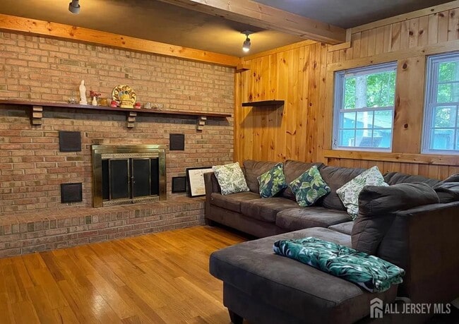 Photo - 56 West Side Ave