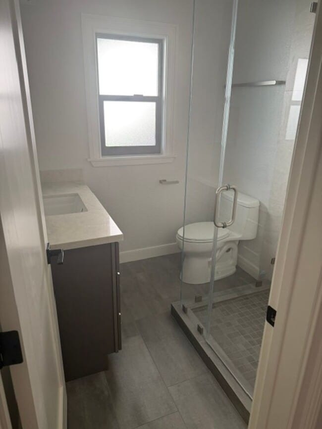Photo - 2432-2436 Park Boulevard Unit 2432