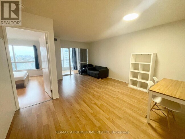 Photo - 1470 Midland Ave Unité 1106