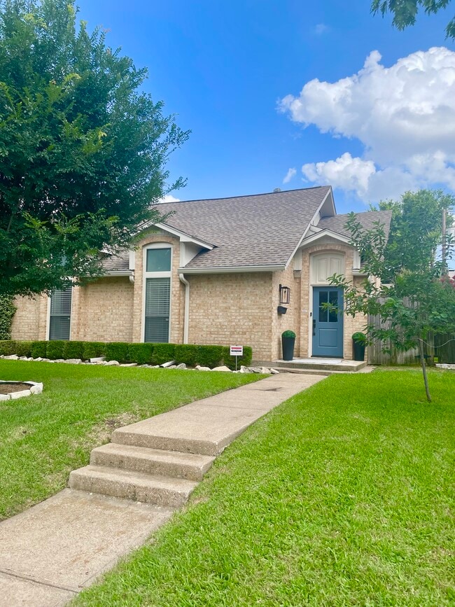 Photo - 10654 Sandpiper Ln