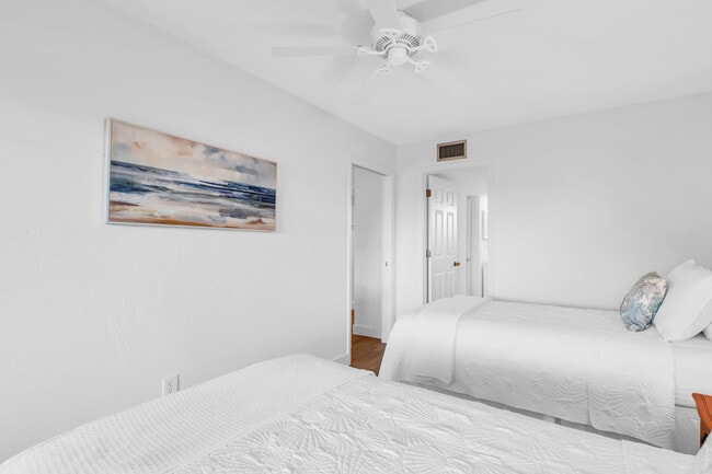 Photo - 600 Neapolitan Way Unit FL3-ID1073565P