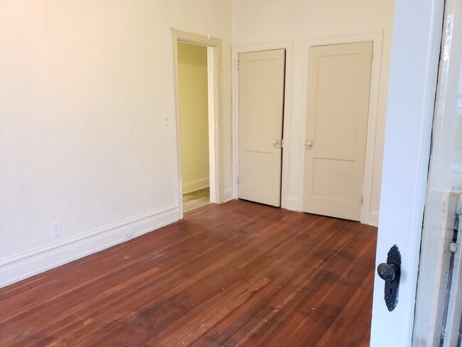 Photo - 1330 Hamilton St Unidad 1330 Hamilton St - B (Side 1st Flr)
