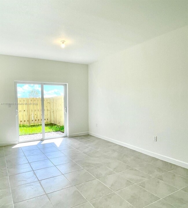 Photo - 2751 SE 26th Rd