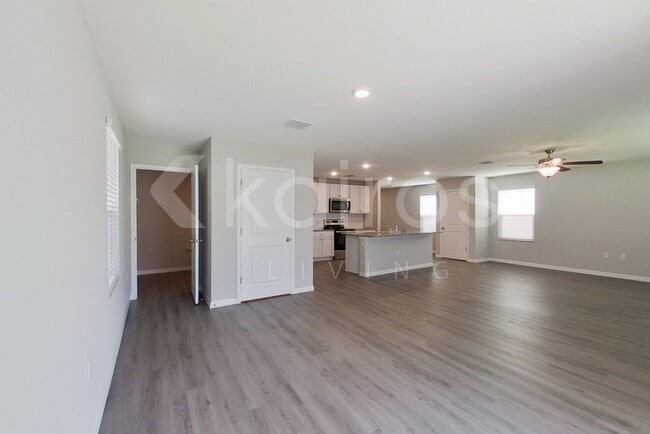 Photo - 8602 SW 43rd Ter