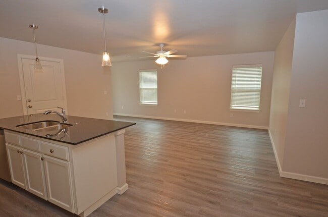 Photo - 11225 Howard Dr Unit 11225 Howard Dr