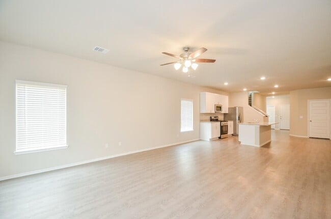 Photo - 25513 Blossom Ct