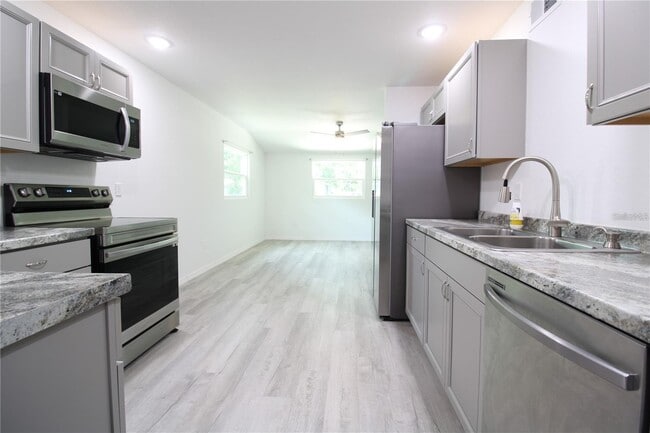 Photo - 1815 S Summerlin Ave