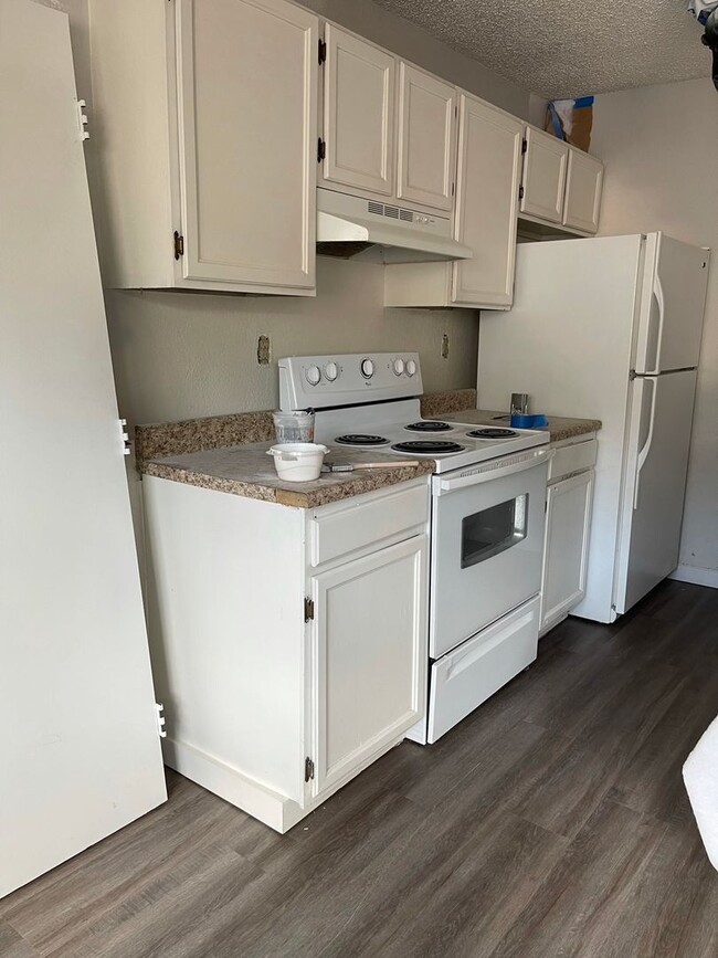 Photo - Extra spacious 2 bedroom fourplex for Rent on Gahart Dr