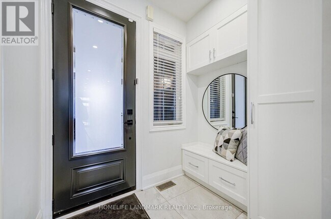 Photo - 16 Gauguin Ave