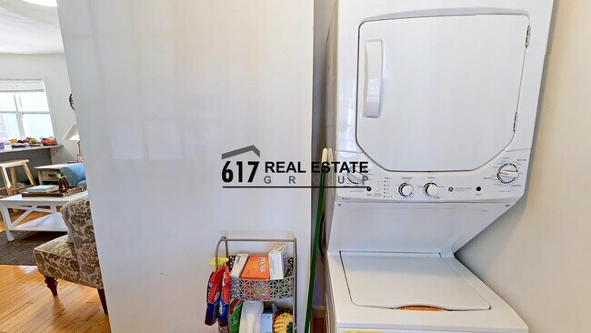 Photo - 50 Derby St Unit 3