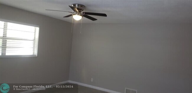 Photo - 1630 N 25th Ave